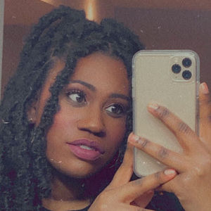 Meet your Posher, Ayanna